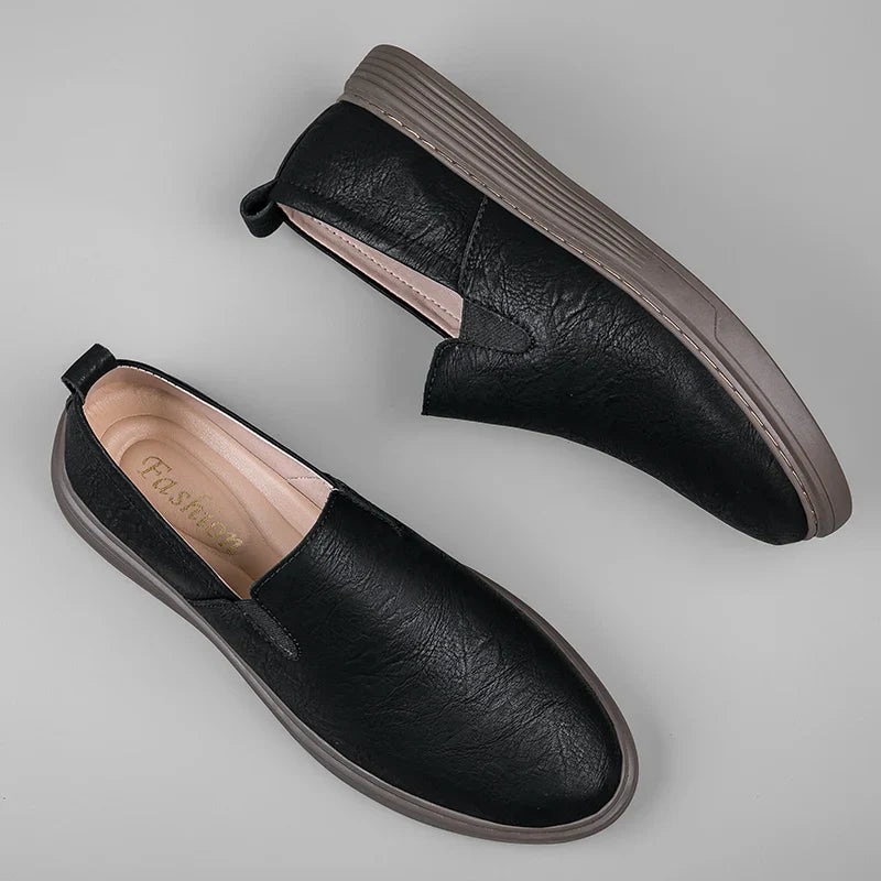 Slip-On-Schuhe aus Leder