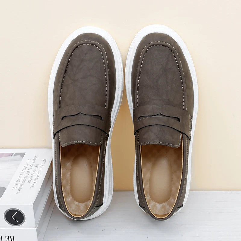 Atmungsaktive Schuhe ohne Schnürsenkel