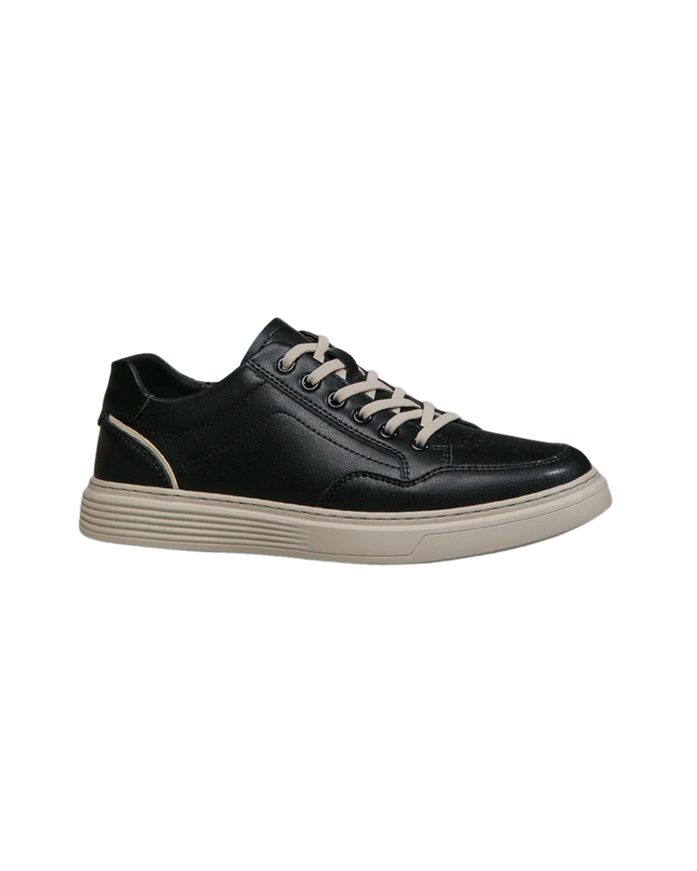Sapatos de couro elegantes